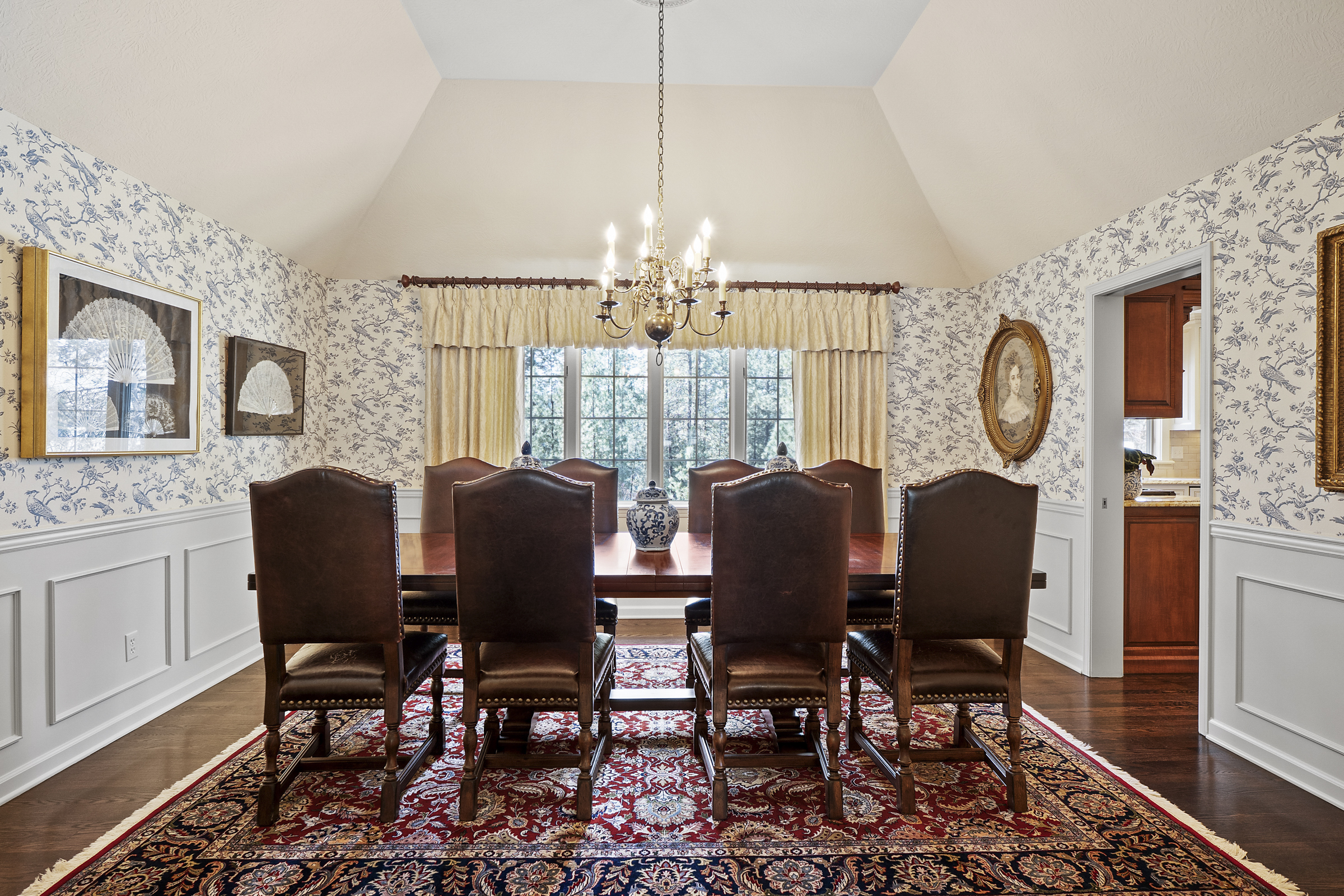 Image gallery image